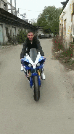 150547333944960.gif