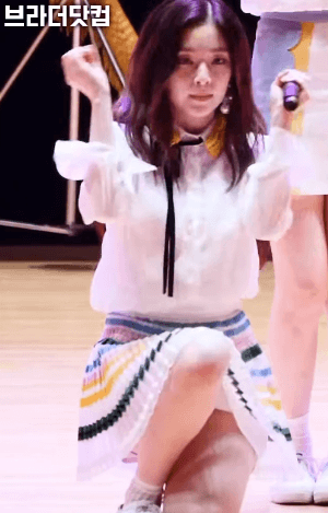 149265581539063.gif