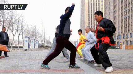 149577536171141.gif