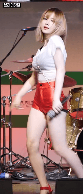 149878866580116.gif