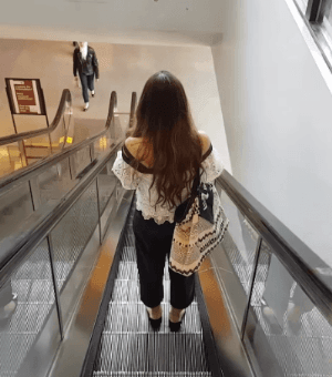 149994577499053.gif