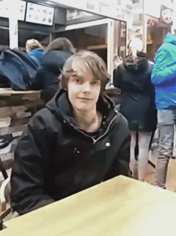 150237328274530.gif