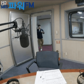 150336170857944.gif