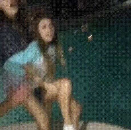 150384040390610.gif