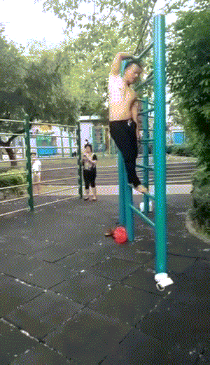 150427679158599.gif