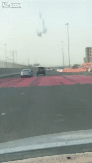 150564318264091.gif