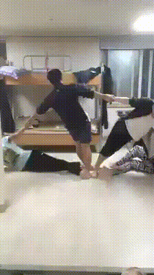 150993645839646.gif