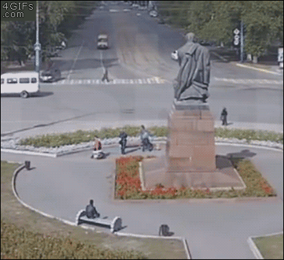 151443107927510.gif