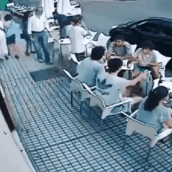151443119591173.gif