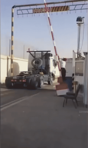 151636489838519.gif