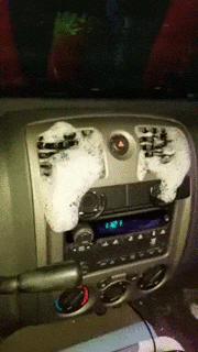 152703035277630.gif