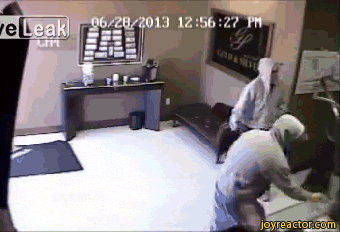 152868727693850.gif