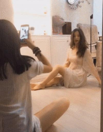 153158442676645.gif