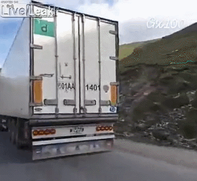 153383239539118.gif