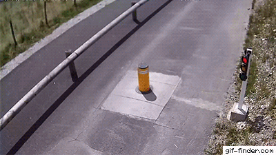 153882482372771.gif