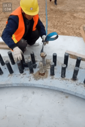 155145510642824.gif