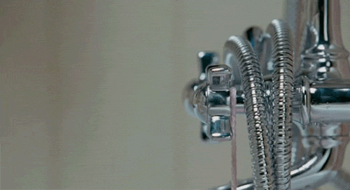 155346791438400.gif