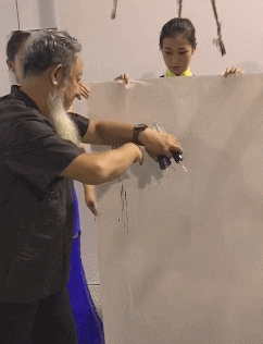 155947852684016.gif