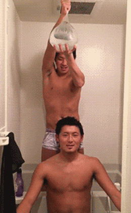 155962992554389.gif