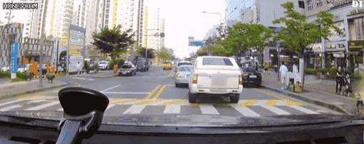 155963813083982.gif
