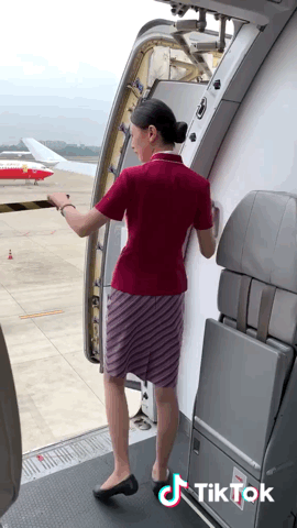 155972667163997.gif