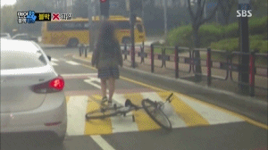 156680548639037.gif