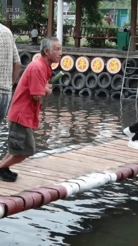 157122770111206.gif
