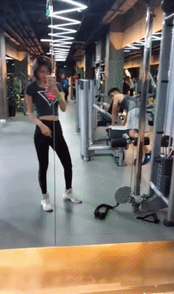 157204780216876.gif