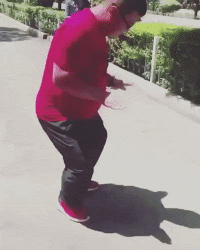 157253373677067.gif