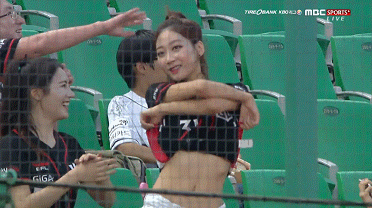 157284625241386.gif