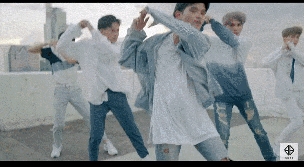 157291295463125.gif