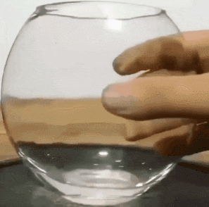 157337737874815.gif