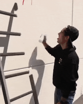 157393074865946.GIF