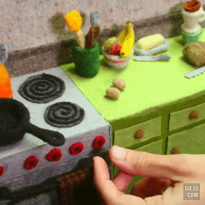 157701265067426.gif