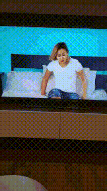 157701384683330.gif