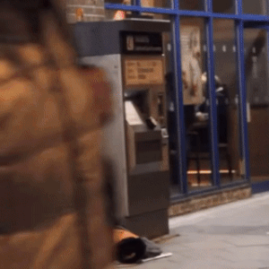 157716439965708.gif