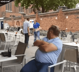 157738988462235.gif
