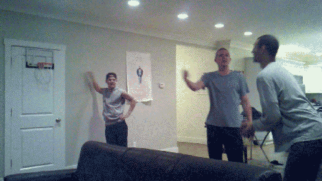 157761196836807.gif