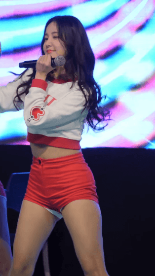 157770675432561.gif