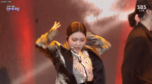 157770845746279.gif