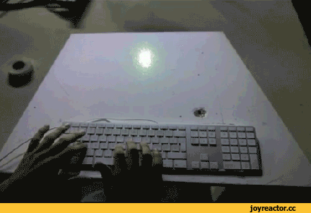 157797318160975.gif