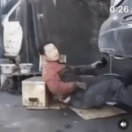 157831413914878.gif