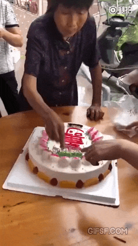157872372923452.gif