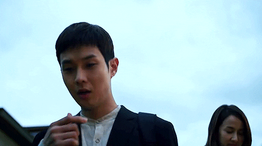 157917634929501.gif