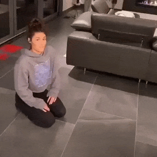 157926436963132.gif