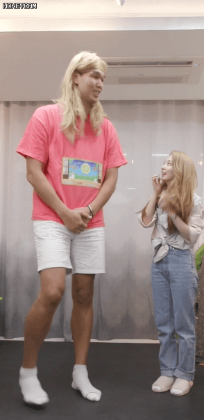 158022336074515.gif