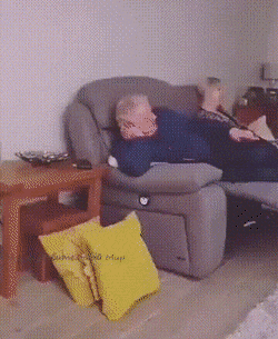 158099305539468.gif