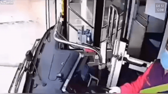158108259693130.gif