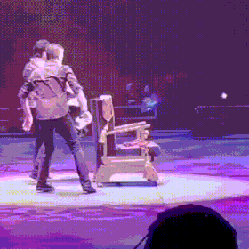 158150979216370.gif