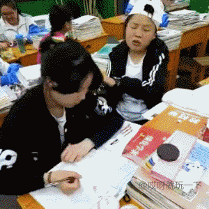 158259616346720.gif